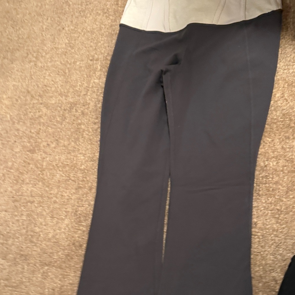 Gray Lulu lemon